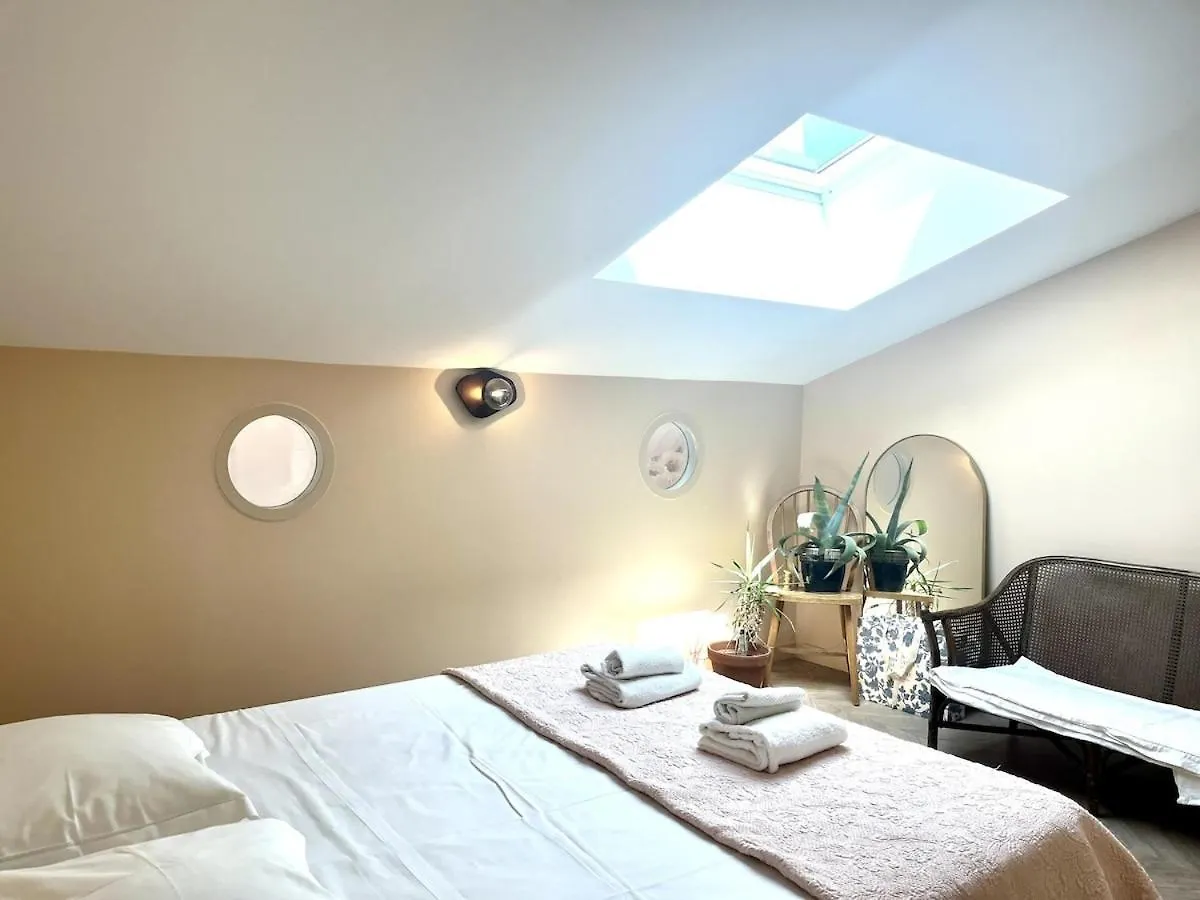 Apartment Grand Duplex Plein Coeur Vauban